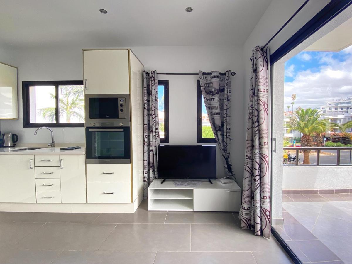1 Bed Los Cristianos Near The Bus Station 阿罗纳 外观 照片