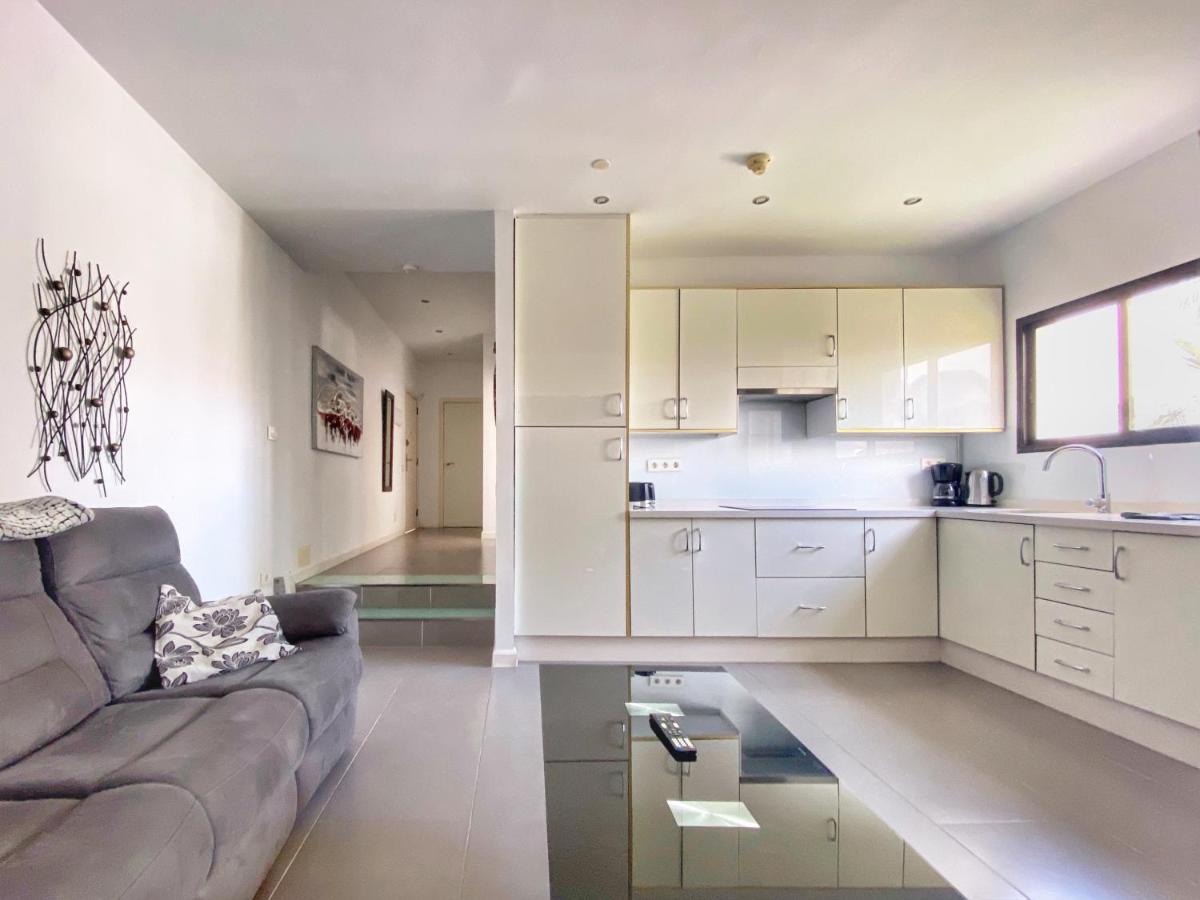 1 Bed Los Cristianos Near The Bus Station 阿罗纳 外观 照片