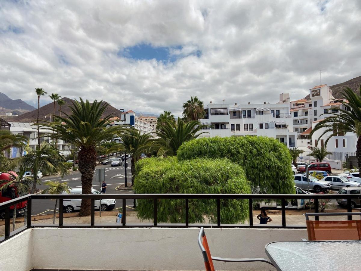 1 Bed Los Cristianos Near The Bus Station 阿罗纳 外观 照片